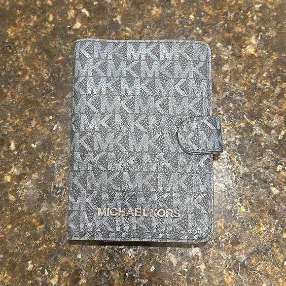 Michael Kors Handbags - Michael Kors | Passport Holder